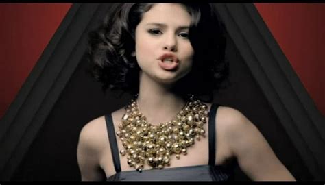 Selena Gomez Naturally Screencaps Selena Gomez Image 19405899