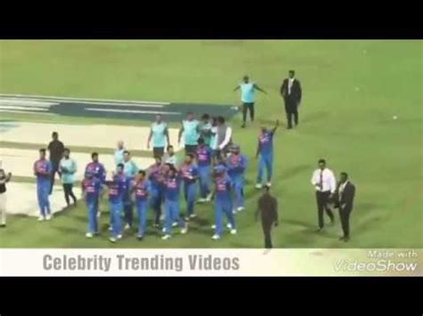 Sri lanka in bangladesh 2021. Rohit Sharma waves Sri Lanka flag after India vs bangaladesh Nidahas Trophy final - YouTube