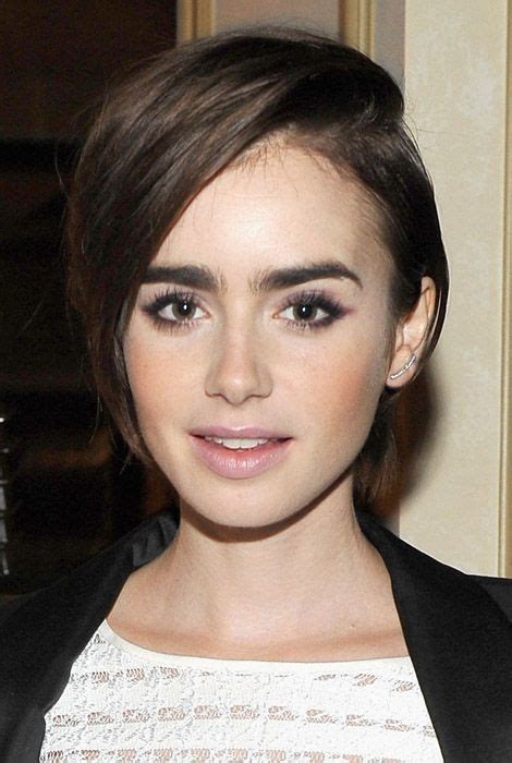 Haircuts To Try This Weekend Lily Collins Flipped Crop Lily Collins