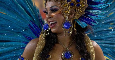 Where Are Her Nipples Dancer At Rio Carnival Baffles Onlookers With