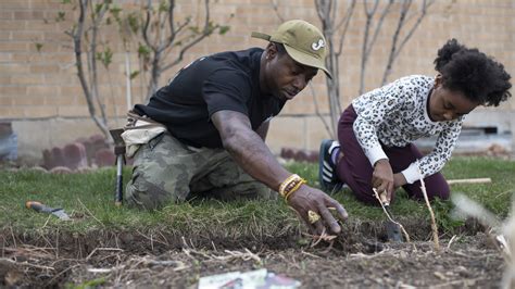 Black Entrepreneurs Sow Seeds Of Healthier Eating During Pandemic