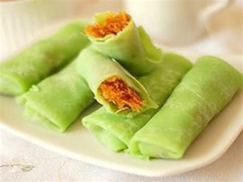 Resep kue dadar gulung apk we provide on this page is original, direct fetch from google store. 3 Resep Dadar Gulung Gampang Dan Enak - Masak Apa Hari Ini ...