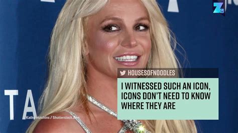 Britney Spears Forgets Where She Is During Show Youtube