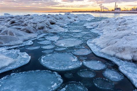 This Beautiful Rare Ice Phenomenon Was Spotted At A Beach In Toronto