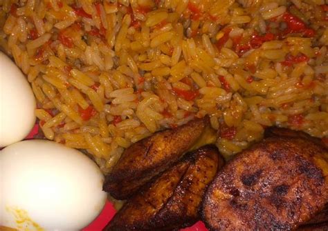Fried rice requires very high temperatures which. Jollof rice, boiled egg and dodo Recipe by ...