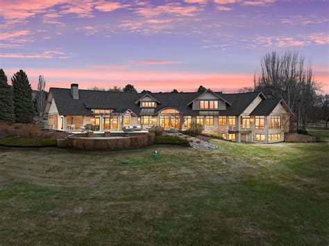 2932 Starlight Dr, Missoula, MT 59803 | Zillow