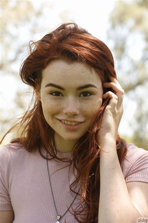 women model redhead long hair women outdoors face sabrina lynn freckles smiling