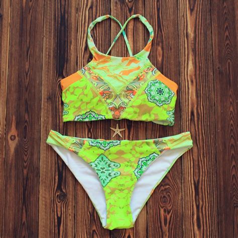2017 Suit Top High Neck Green Padding Bikini Set Floral Printed