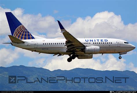N17730 Boeing 737 700 Operated By United Airlines Taken By Harold