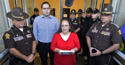 Kentucky Clerk Allows Same Sex Licenses But Questions Legality The New York Times