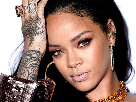 the 18 interesting facts about rihanna big see
