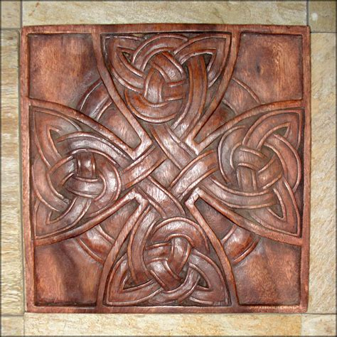 Cr 15 Celtic Cross Celtic Viking And Lamp Woodcraft Carvings