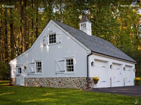 The gambrel style garage plans in this collection vary in size from 1 car garage to 6 car garage. Barn style garage | Barn homes | Pinterest