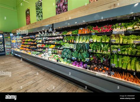 Fresh Produce Aisle Of American Grocery Store Stock Photo Alamy