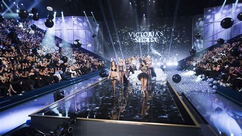 Victorias Secret Angels Sexiest Fashion Show Returns To Ny