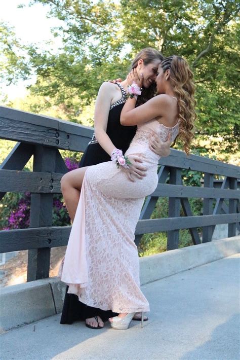 Pin By Tt Vvv On Lesbian Prom Prom Photos Prom Picture Poses Prom Photoshoot
