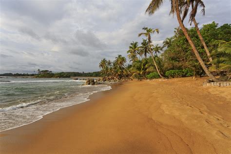 These Are The 10 Cleanest Beaches In Ghana