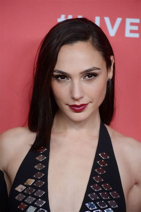 She won the miss israel title in 2004 and went on to represent israel at the 2004 miss universe. Gal Gadot Sexy - The Fappening Leaked Photos 2015-2019