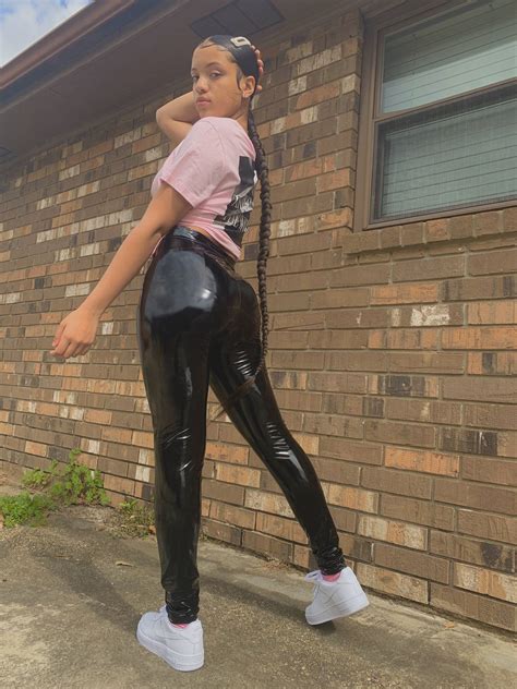 Mariyahlynn On Twitter Leather Leggings Fashion Swag Outfits For