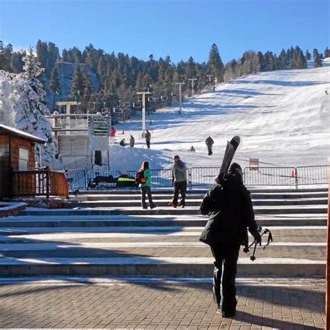 Bear Mountain Snow Summit Ski Resorts Bought By Mammoth Mountain