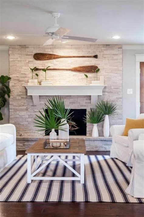 36 Awesome Coastal Living Room Decor Ideas For Getting A