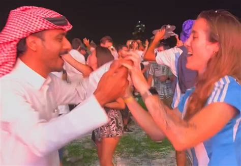Qatar a puro cuarteto los argentinos hicieron bailarlo a un qatarí
