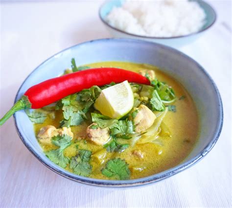 Snelle Thaise Groene Curry Met Kip En Groente Priya Loves Food Travel