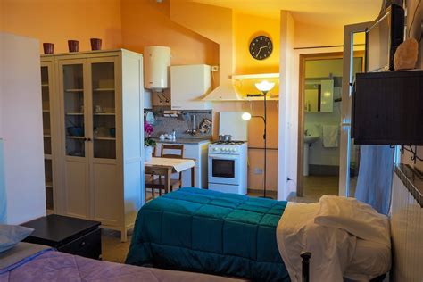 Residence parma, mono e bilocali ideali per tutte le esigenze con tariffe personalizzate a seconda del periodo. Alloggi temporanei parma, Affitti Temporanei Parma ...