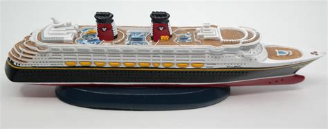 Disney Cruise Line Dcl Scale Model Ship Replica Wonder Official