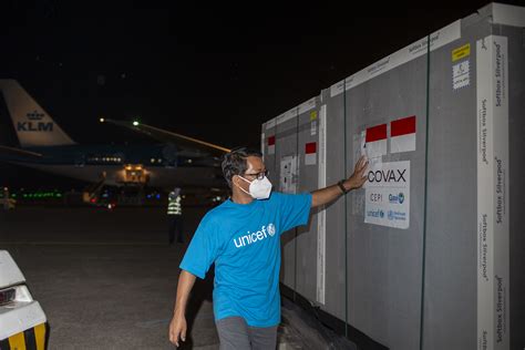 a historic arrival indonesia receives its first shipment of covax vaccines unicef indonesia