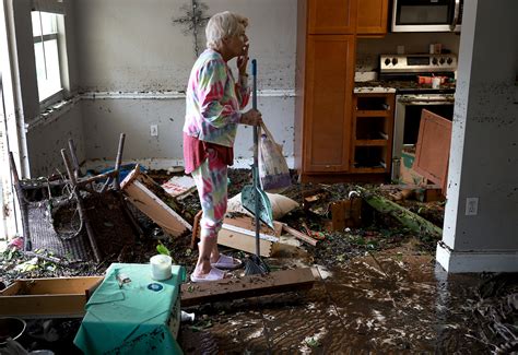 Hurricane Ian Aftermath Videos Show Widespread Destruction Across Florida Newsweek News