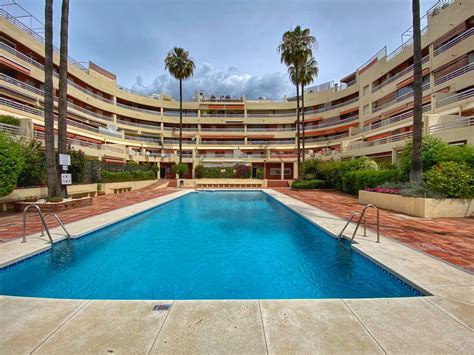 Properties For Sale In Edificio Parque Marbella