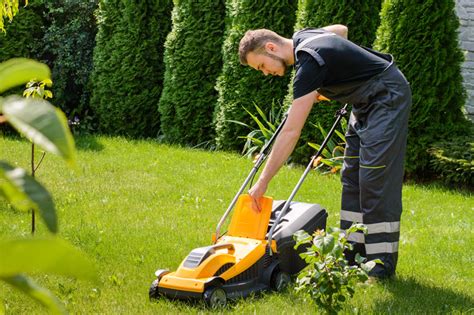 Workers Compensation Insurance For Landscapers Code 0042 Brookhurst