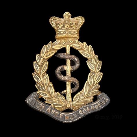 Royal Army Medical Corps Victorian Silver And Gilt Cap Badge The