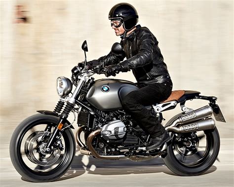 Le tout accompagné de possibilités infinies de customisation et de. Bmw R1200 Nine T Scrambler | Motorjdi.co