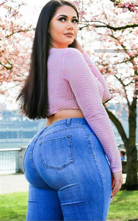 Hot Plus Size Curvy Girls In Tight Jeans Wow