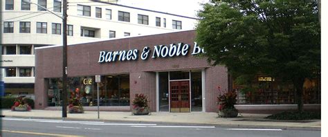 To access the details of the store (locations, store hours, website and current deals) click on the location or the store name. Barnes & Noble demo plans now uncertain - The Island Now
