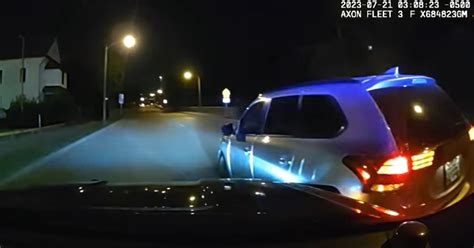 Video West Allis Police Deploy Stop Sticks During Car Chase