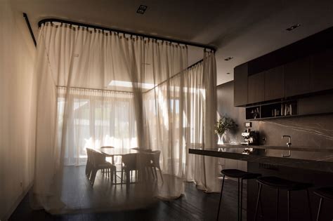 14, 1943 in modesto calif.,. Swanston Street House by Robert Simeoni Architects ...
