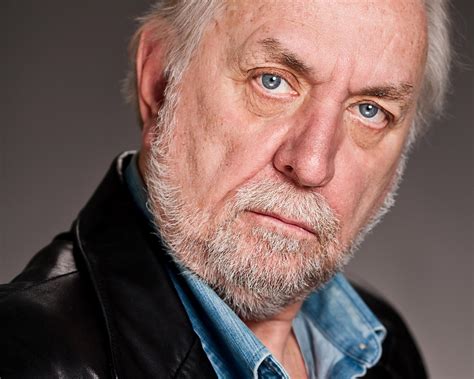 10 Grizzled Older Actor Headshot With Blue Eyes