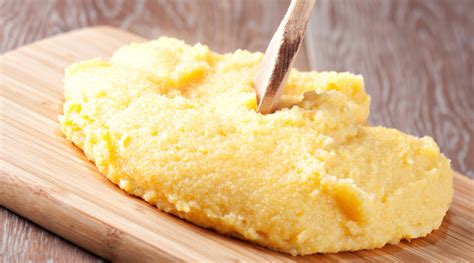 Giada de laurentiis explains how polenta, which is made of cornmeal, is italy's version of mashed potatoes. Come fare la polenta perfetta: 5 errori da evitare