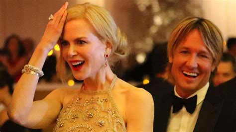 Kidman Explains Her Oscars Seal Hands Clapping Bbc News