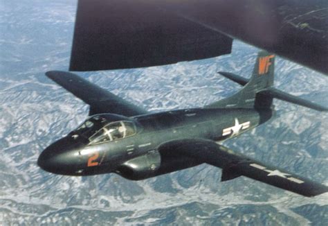 F 10bskyknightf3d 2 Korea Корейская война Военный самолет Туалет