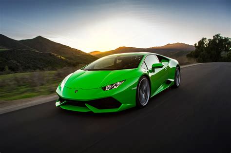 uɾaˈkan) is a sports car manufactured by italian automotive manufacturer lamborghini replacing the previous v10 offering, the gallardo. Lamborghini Huracán LP 610-4: Primera Prueba