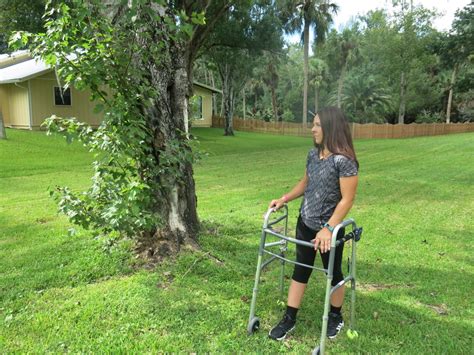 ‘amazing Treatment Helps Paralyzed People Walk Again Cnn