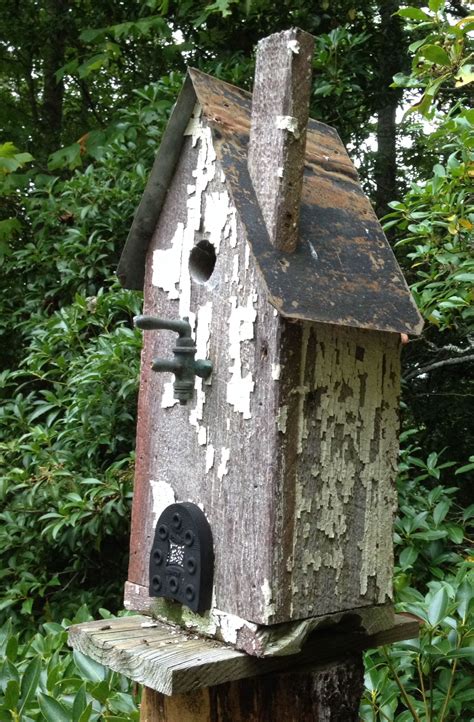 Love Rustic Birdhouses in the Garden! | Decorative bird houses, Bird houses, Bird houses diy