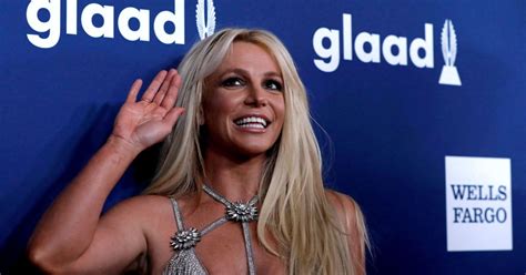 Britney Spears Gaat Naakt