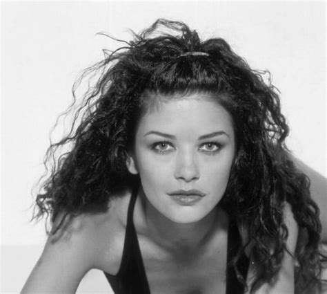 At the start of her showbiz career? 25 Pictures of Young Catherine Zeta-Jones | Catherine zeta ...