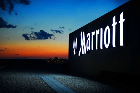 Marriott International Unifies Its Loyalty Programs English