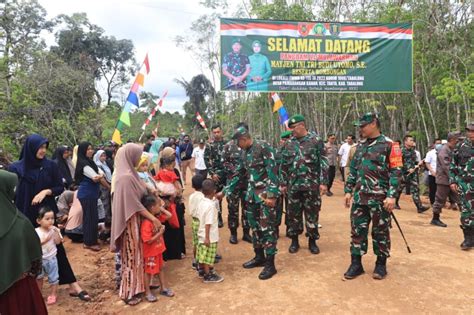 Tutup Tmmd Ke Pangdam Vi Mulawarman Ajak Warga Untuk Terus